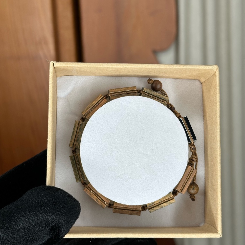 Wood stone bracelet green tone